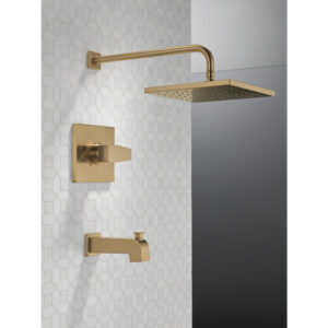 Delta Modern 10" Raincan Shower Mixer